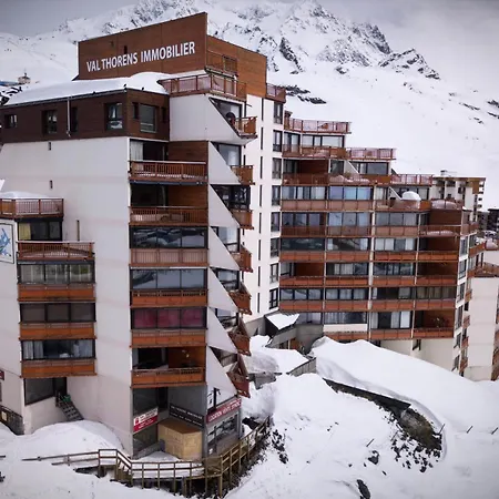 Trois Vallees - - Agreable 4 Personnes Expose Est Proche Commerce Mae-1014