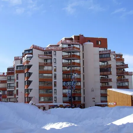 Trois Vallees - - Agreable 4 Personnes Expose Est Proche Commerce Mae-1014